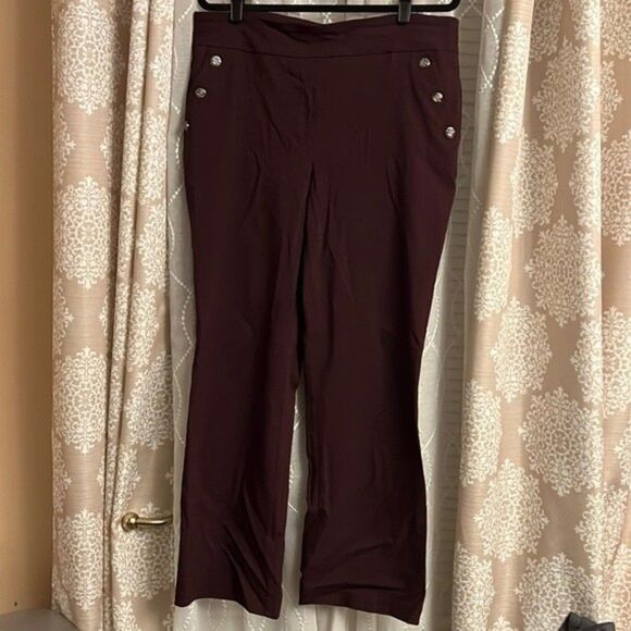 Roz & Ali Pants - Womens Roz & Ali pull on Pants Size 16 with button detail